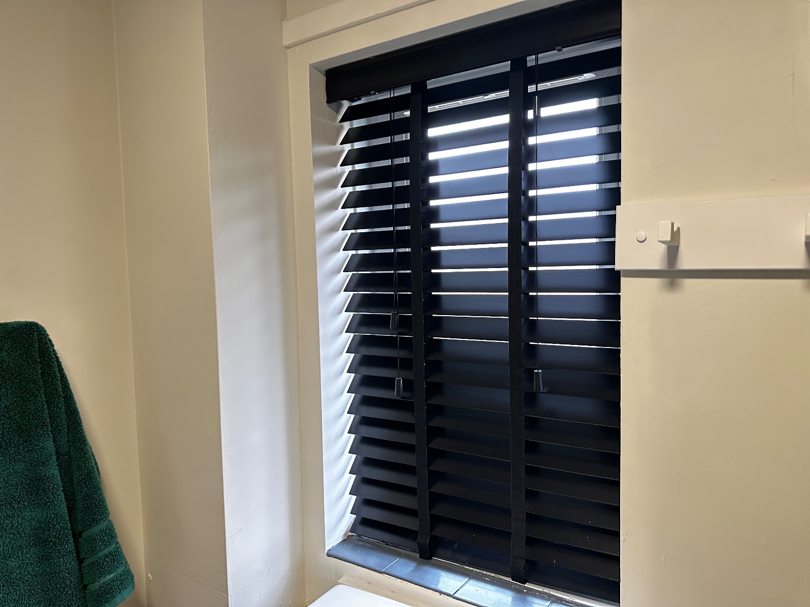 Faux Wood Venetian fitted by Daybreak Blinds